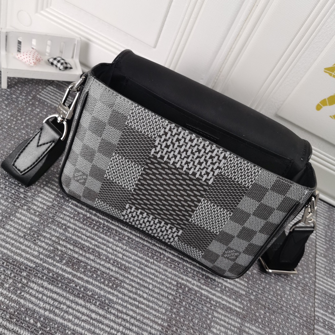 Louis Vuitton Studio Messenger N50013-7