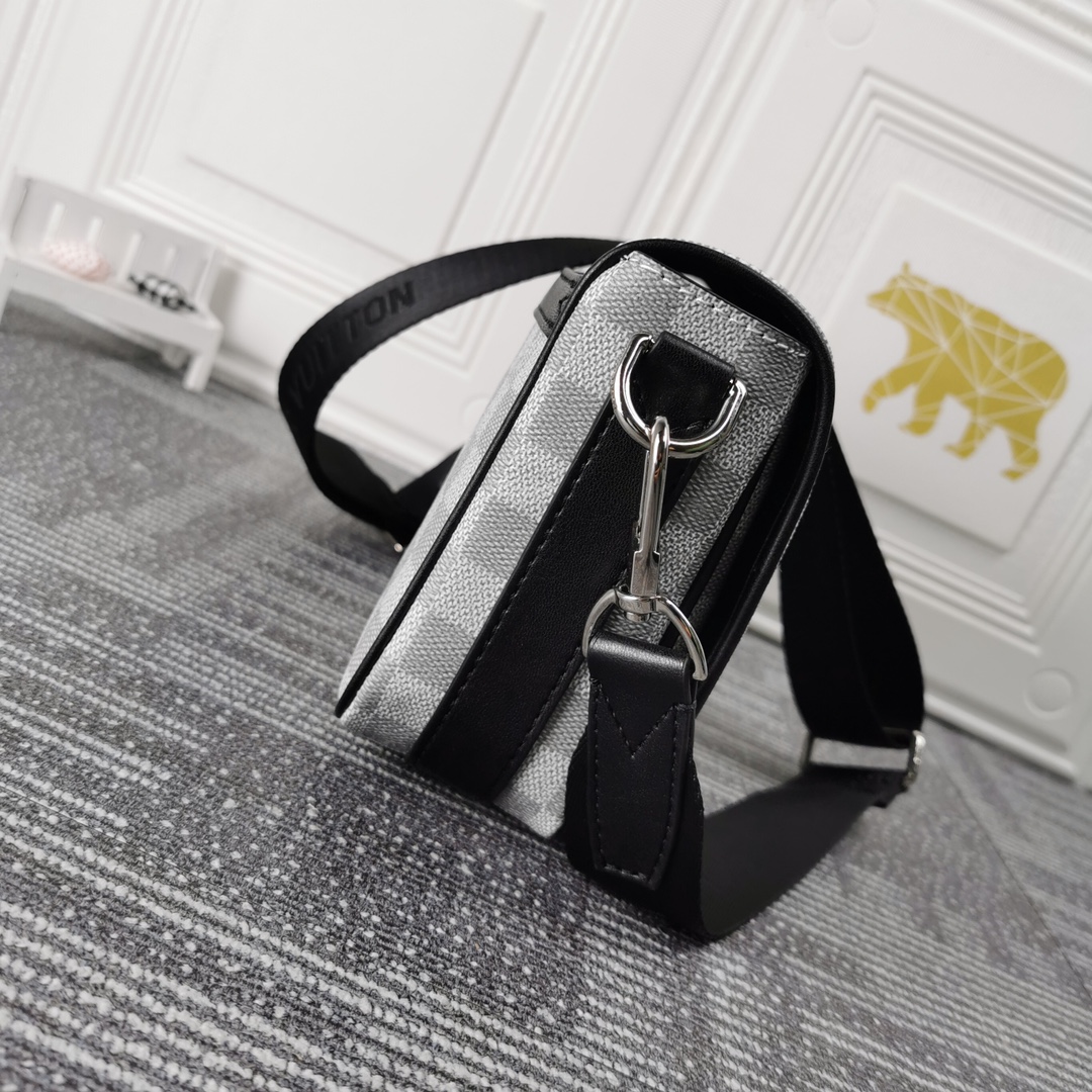 Louis Vuitton Studio Messenger N50013-15