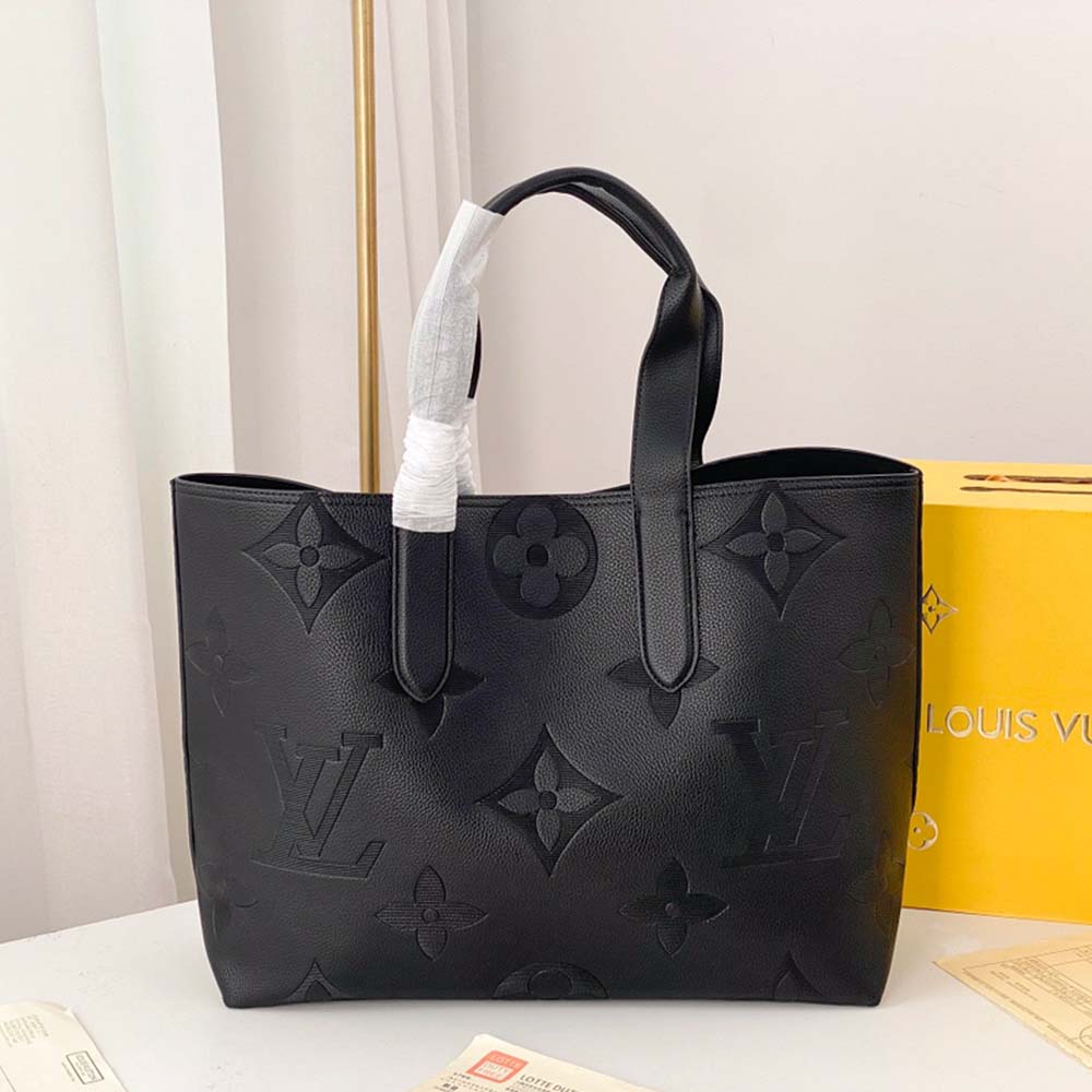 Louis Vuitton Cabas Voyage M52817-7