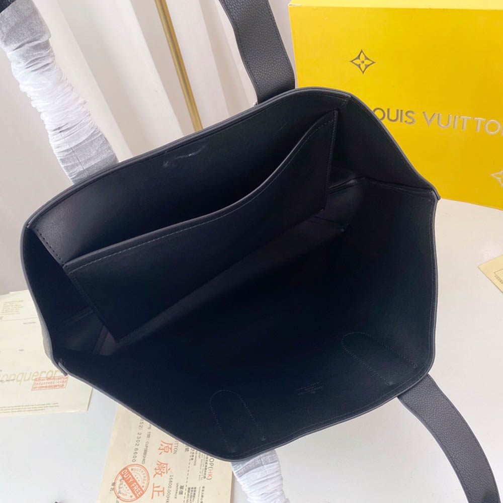 Louis Vuitton Cabas Voyage M52817-10