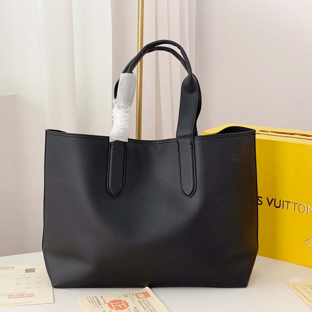Louis Vuitton Cabas Voyage M52817-17