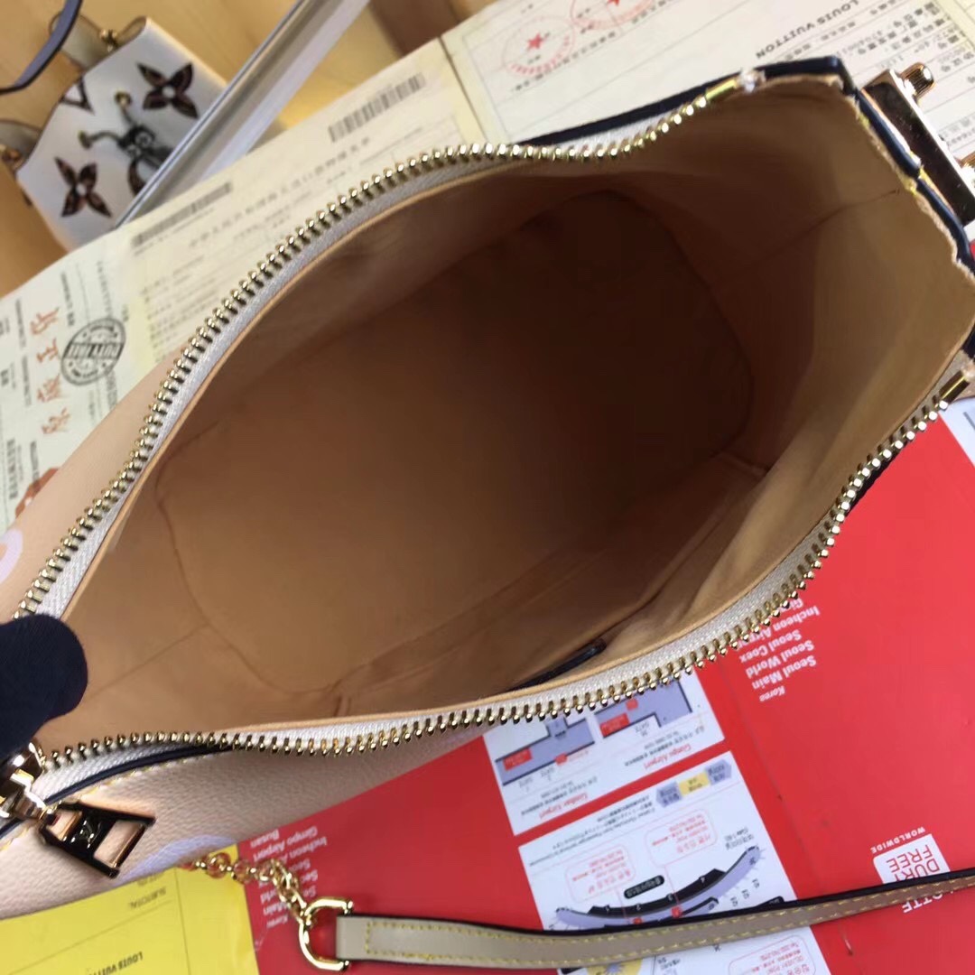 Louis Vuitton Marshmallow Hobo Bolsa Beige/Pink/Blue-5