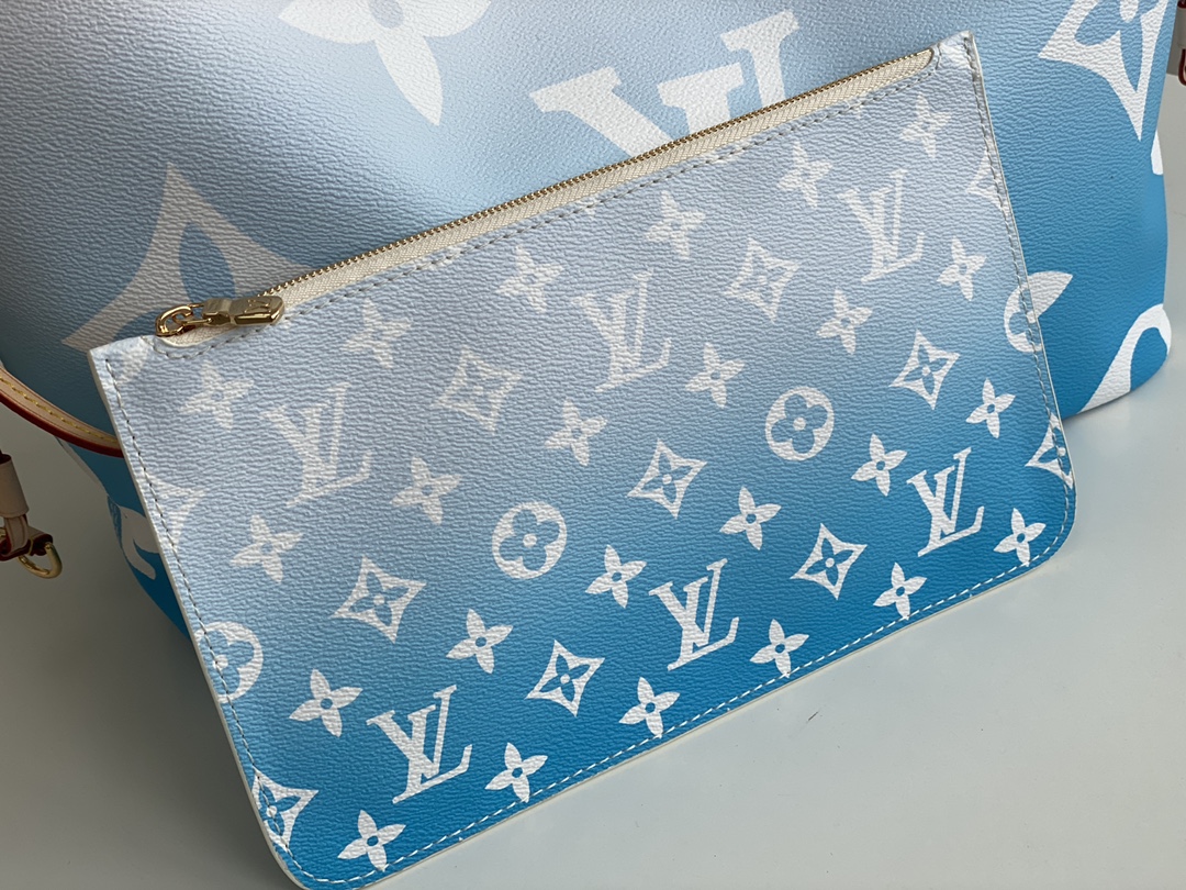Louis Vuitton Hunfull Mm Blue/Pink/Mist-3