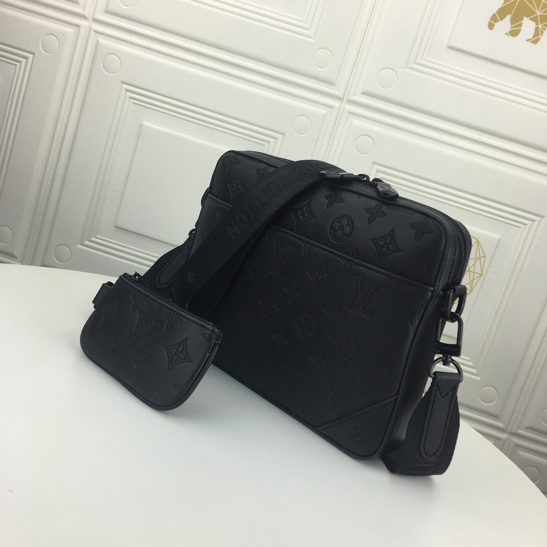 Louis Vuitton Trio Messenger en relieve M69443 White/Black-8