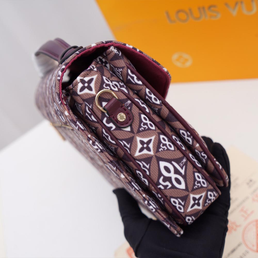 Louis Vuitton desde 1854 Pochette Metis M57272-1