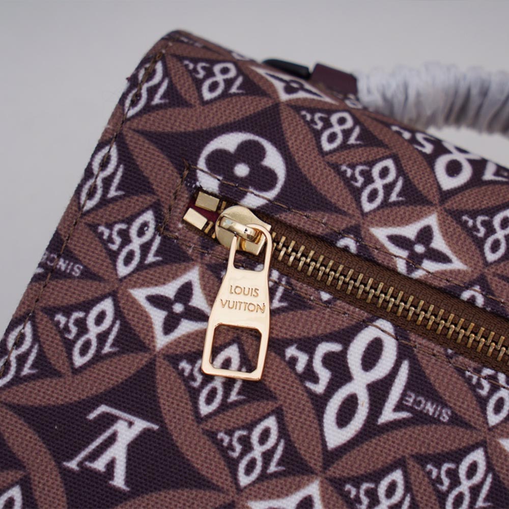 Louis Vuitton desde 1854 Pochette Metis M57272-2