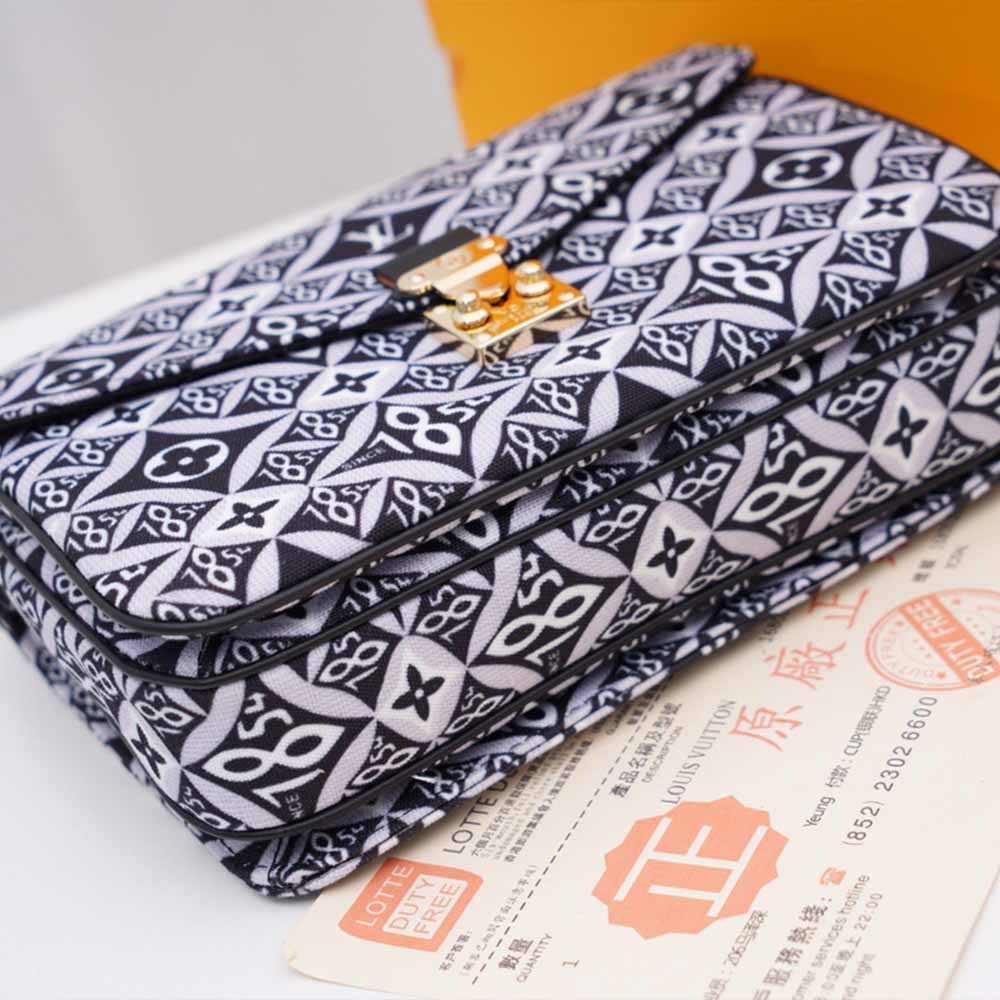 Louis Vuitton desde 1854 Pochette Metis M57272-14