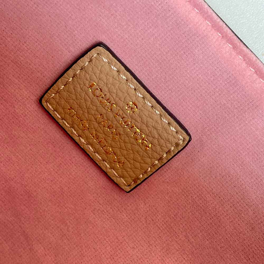 Louis Vuitton Lockme Shopper M57346 beige/negro/verde-11