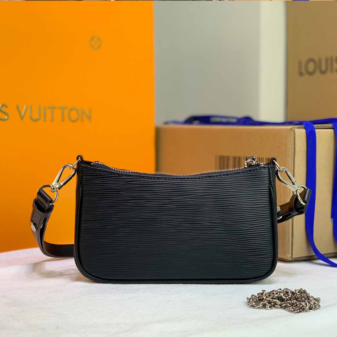 Louis Vuitton Easy Pouch en Strap Black/Beige M80471/M80479-4