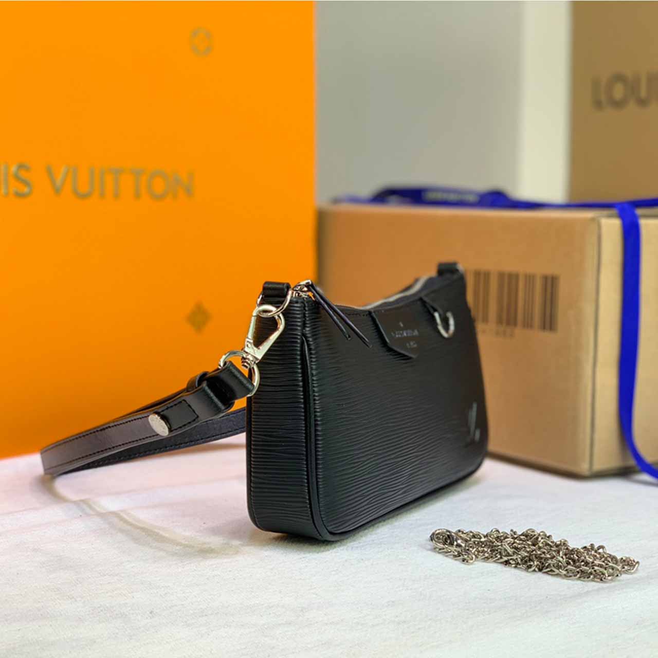 Louis Vuitton Easy Pouch en Strap Black/Beige M80471/M80479-6