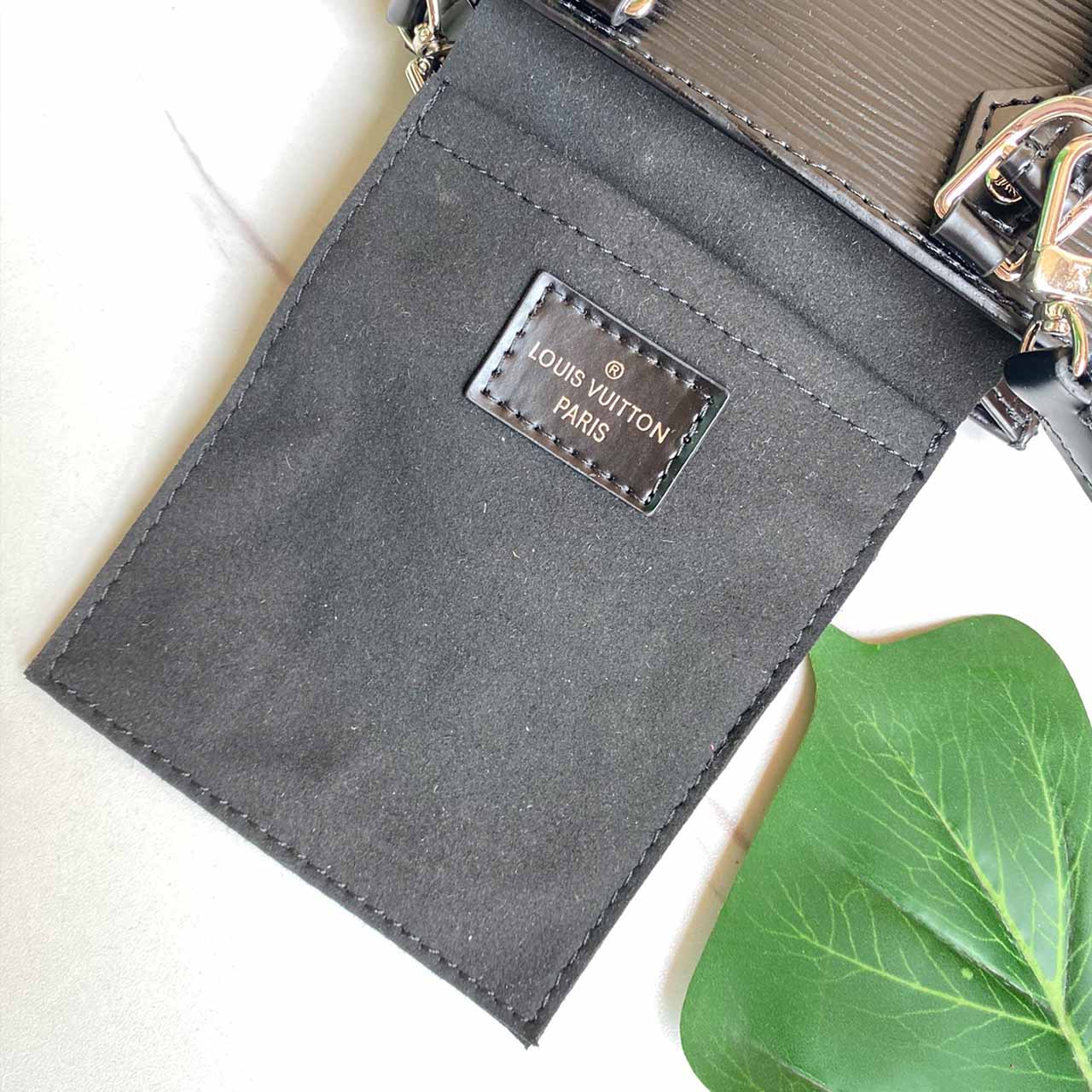 Louis Vuitton Petit Sac Plat M69441 Black/White/Pink-2