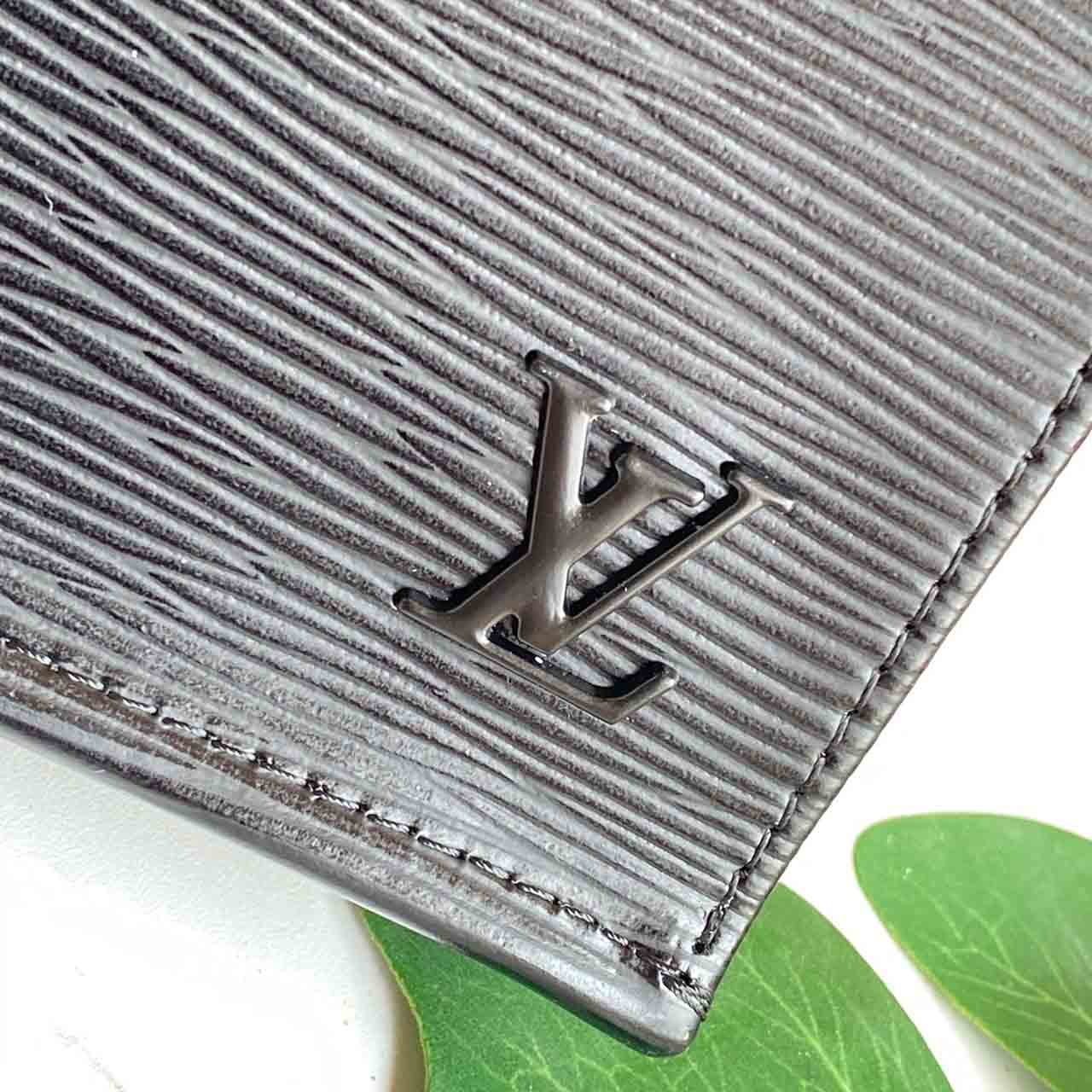 Louis Vuitton Petit Sac Plat M69441 Black/White/Pink-4