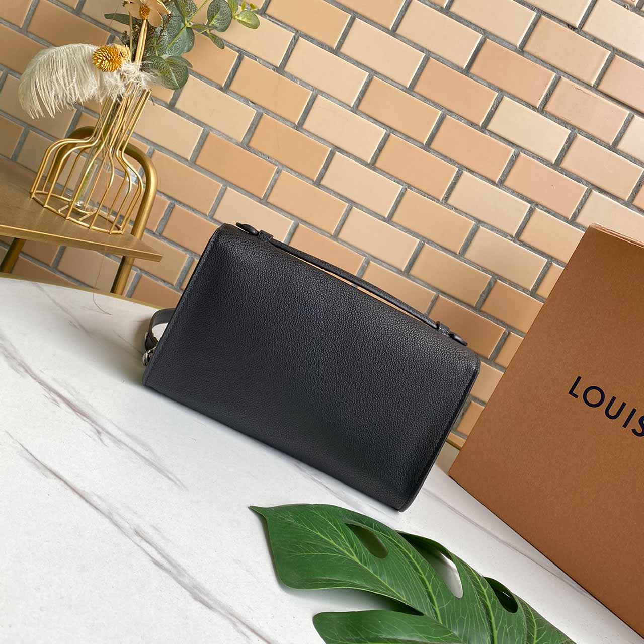 Louis Vuitton Lockme Clutch M56088 Negro-5