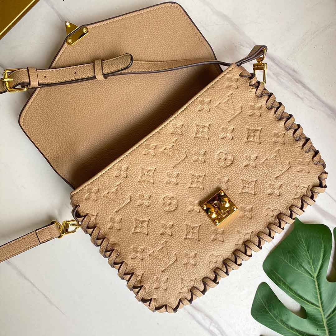 Louis Vuitton Diy-Pochette Metis M44881 White/Black-15