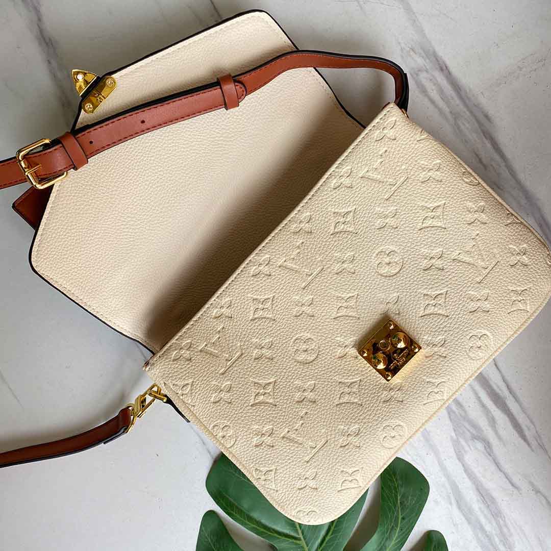 Louis Vuitton Pochette Metis M44881 Navy Blue/Beige-11