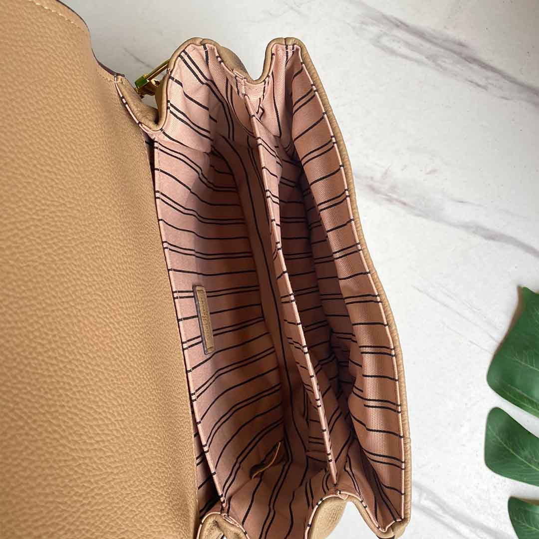 Louis Vuitton Pochette Metis M44881 Navy Blue/Beige-14