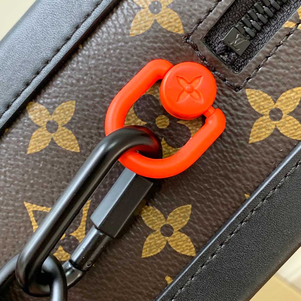 Louis Vuitton Soft Trunk M44730-5