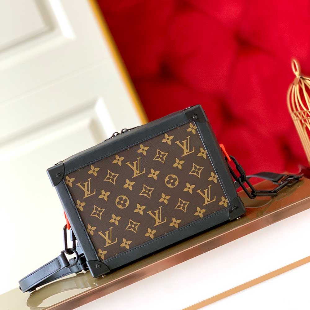 Louis Vuitton Soft Trunk M44730-9