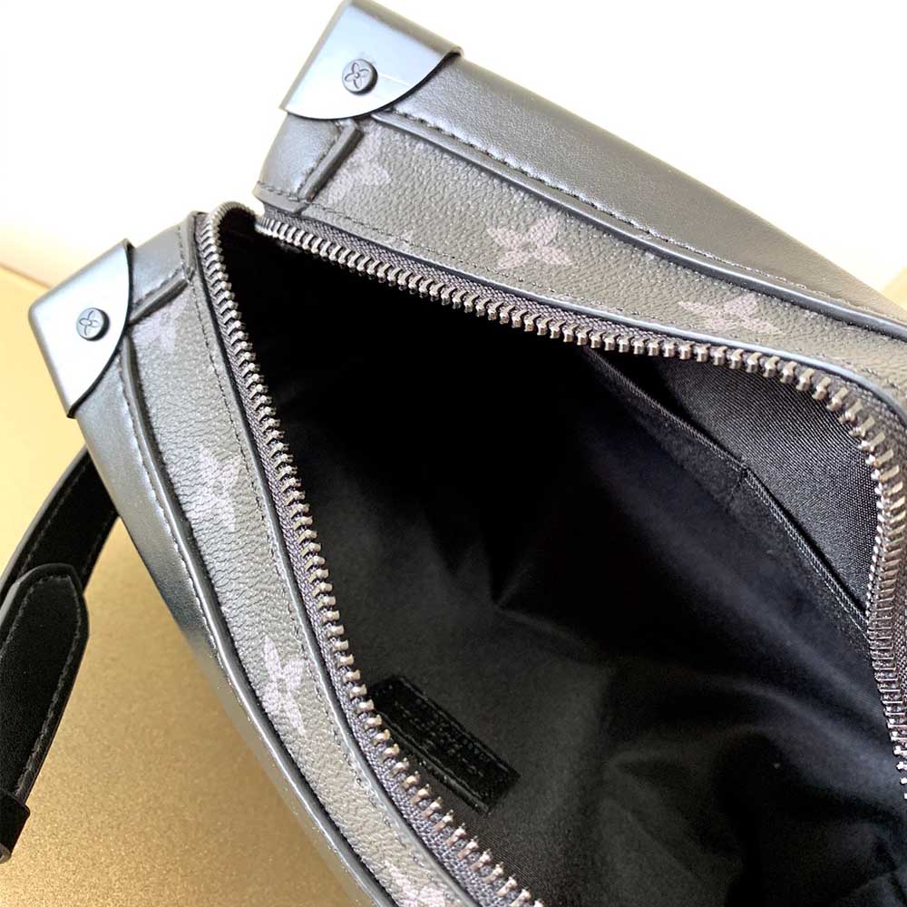 Louis Vuitton Soft Trunk M44730-10