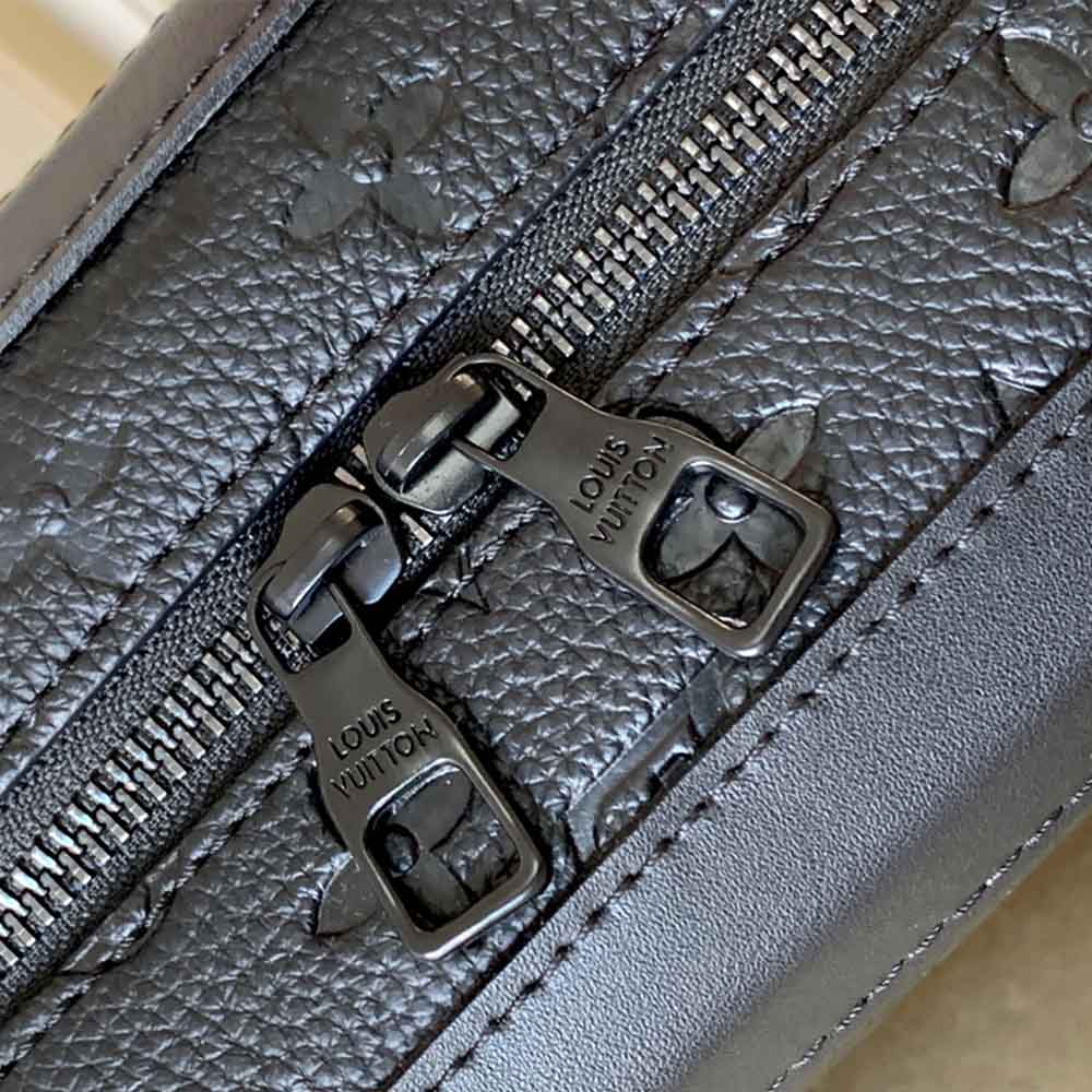 Louis Vuitton Soft Trunk M44730-18