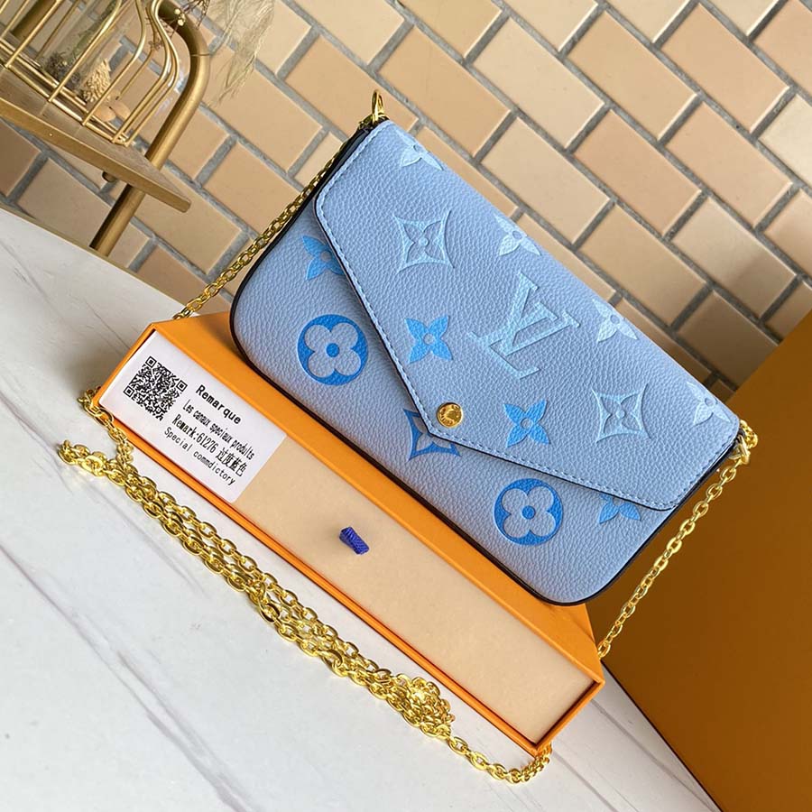 Edición especial de Louis Vuitton de Felicie Pochette-5