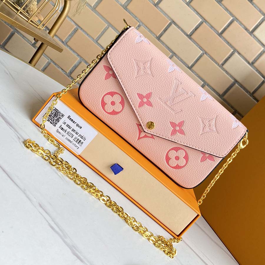 Edición especial de Louis Vuitton de Felicie Pochette-9