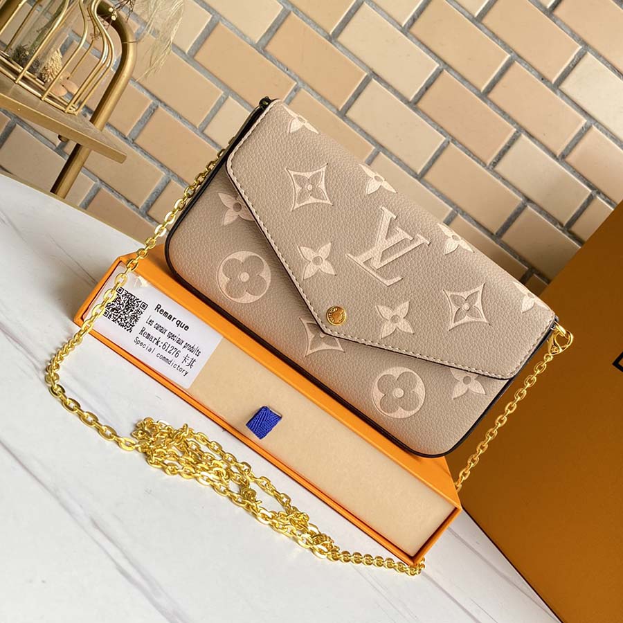 Edición especial de Louis Vuitton de Felicie Pochette-17