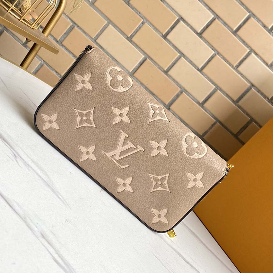 Edición especial de Louis Vuitton de Felicie Pochette-19