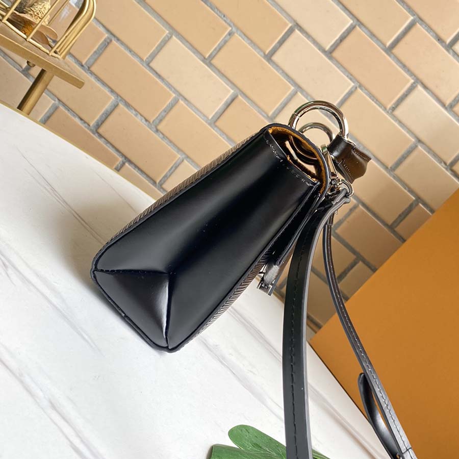 Louis Vuitton Pochette Grenelle Negro/Blanco/Verde-3