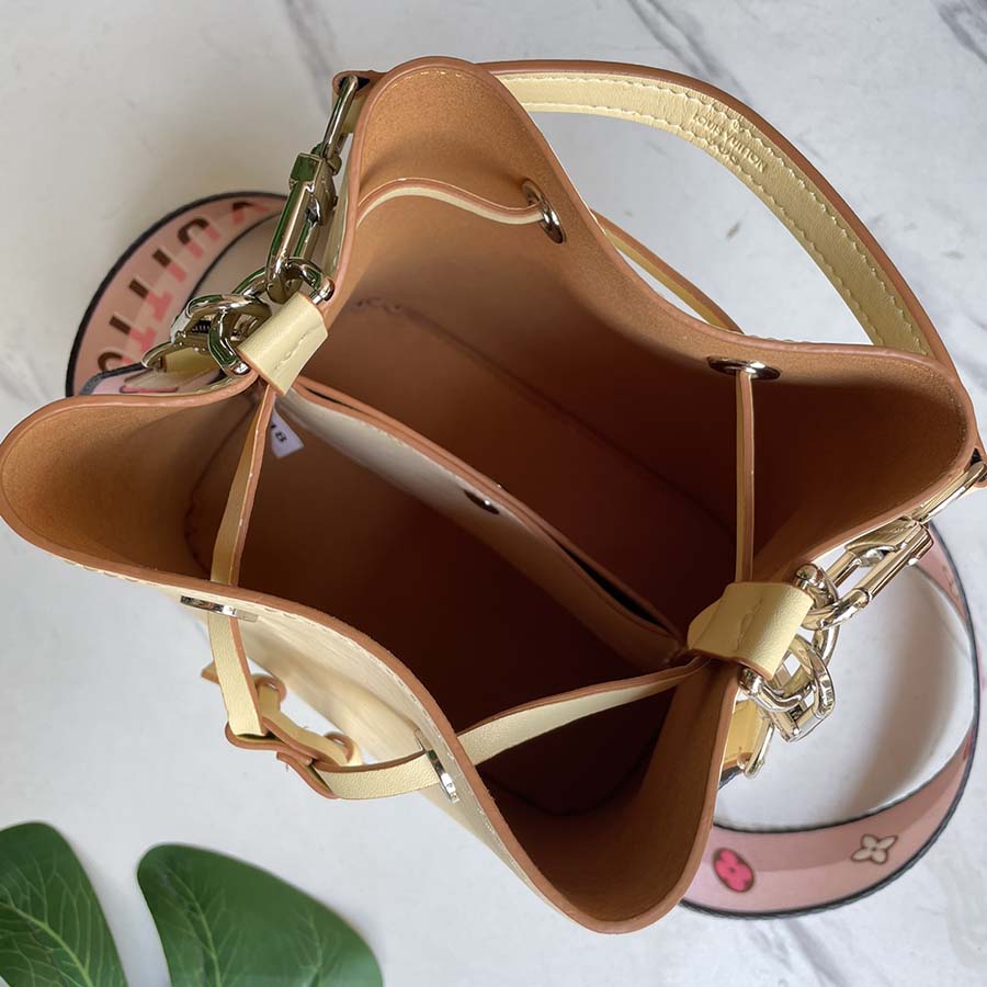 Louis Vuitton Neonoe Bb Blue/Beige/Orange-3