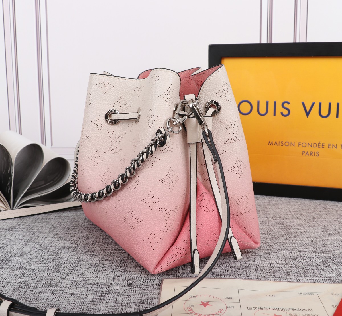 Louis Vuitton Adorable Bella Bucket Bolsa Pink/Blue-2