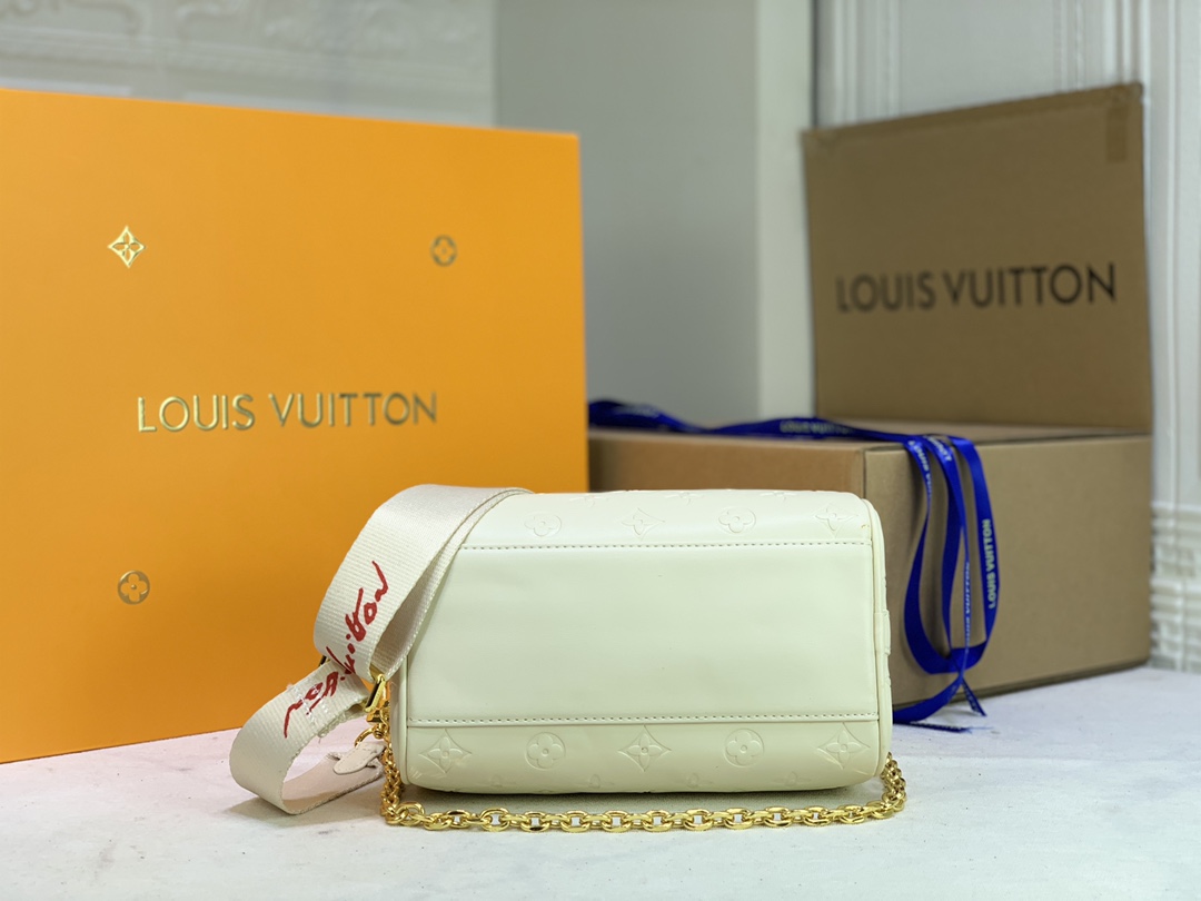 Louis Vuitton Limited Edition Speedy Bandouliere 22 White/Pink-3