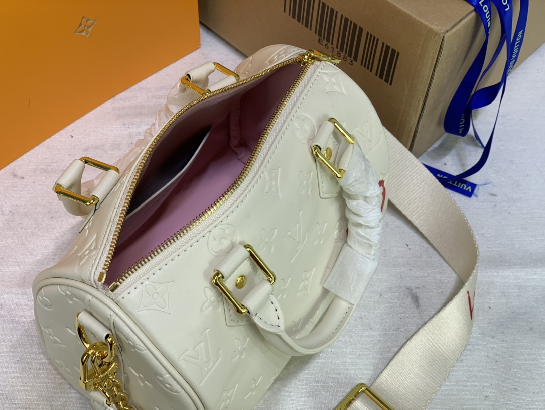 Louis Vuitton Limited Edition Speedy Bandouliere 22 White/Pink-4