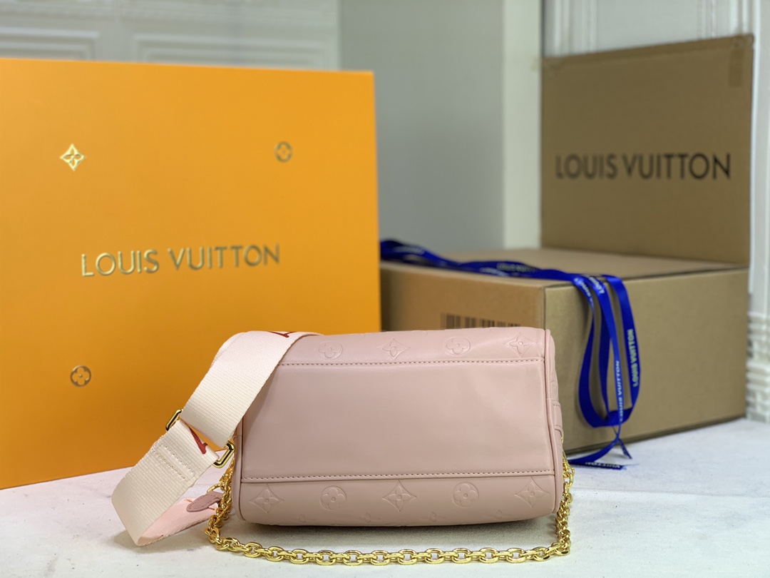 Louis Vuitton Limited Edition Speedy Bandouliere 22 White/Pink-6