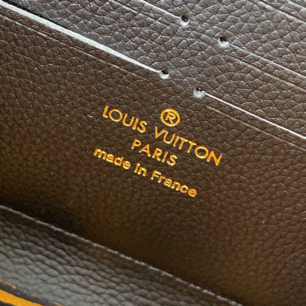 Louis Vuitton Leopard Zippy Wallet M80685-12