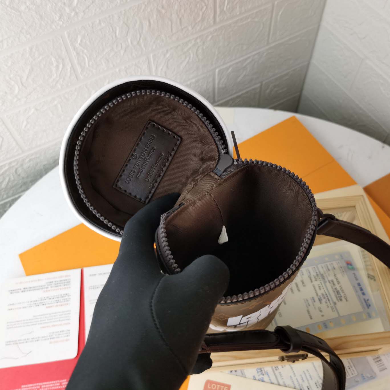 bolsa de taza de café Louis Vuitton-4