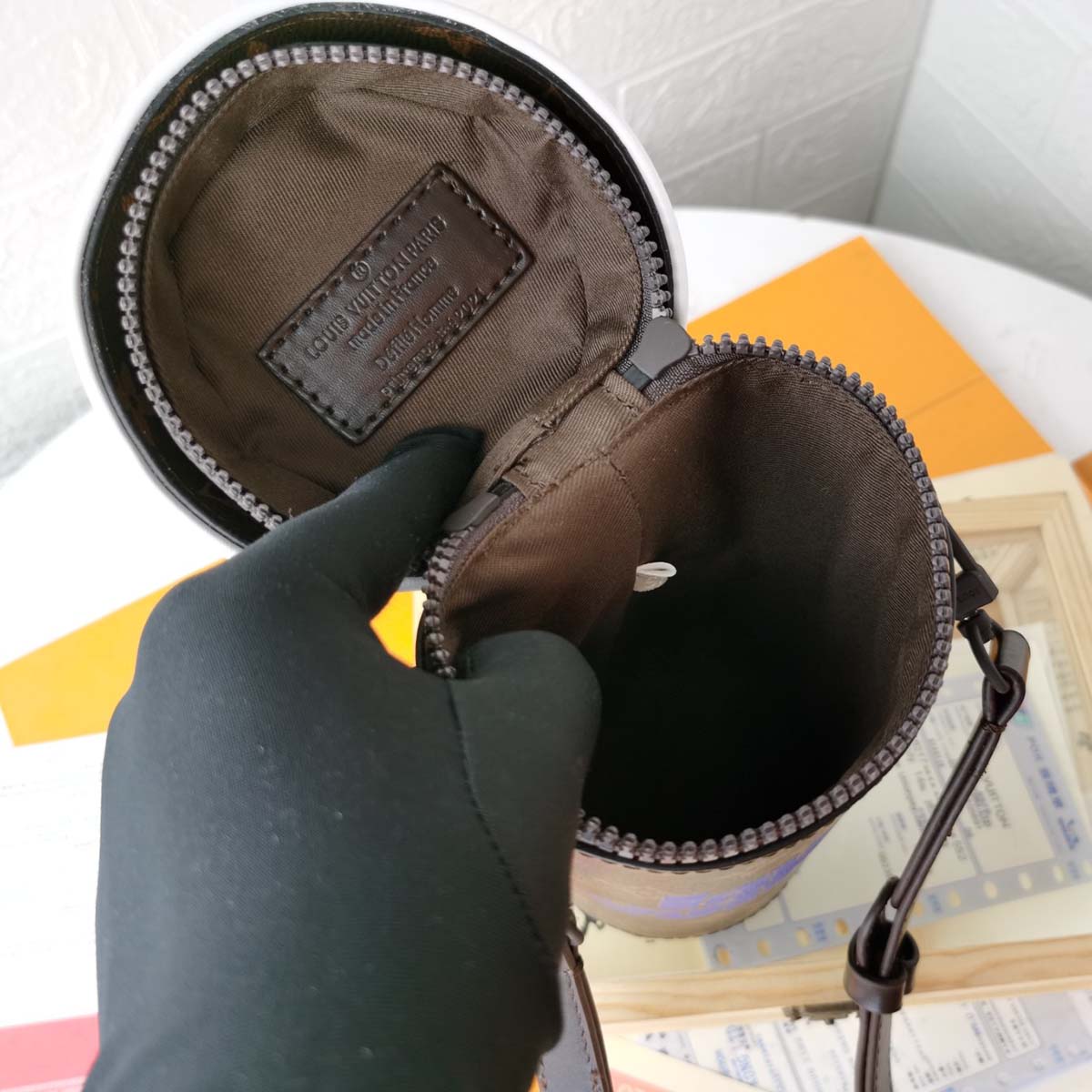 bolsa de taza de café Louis Vuitton-8