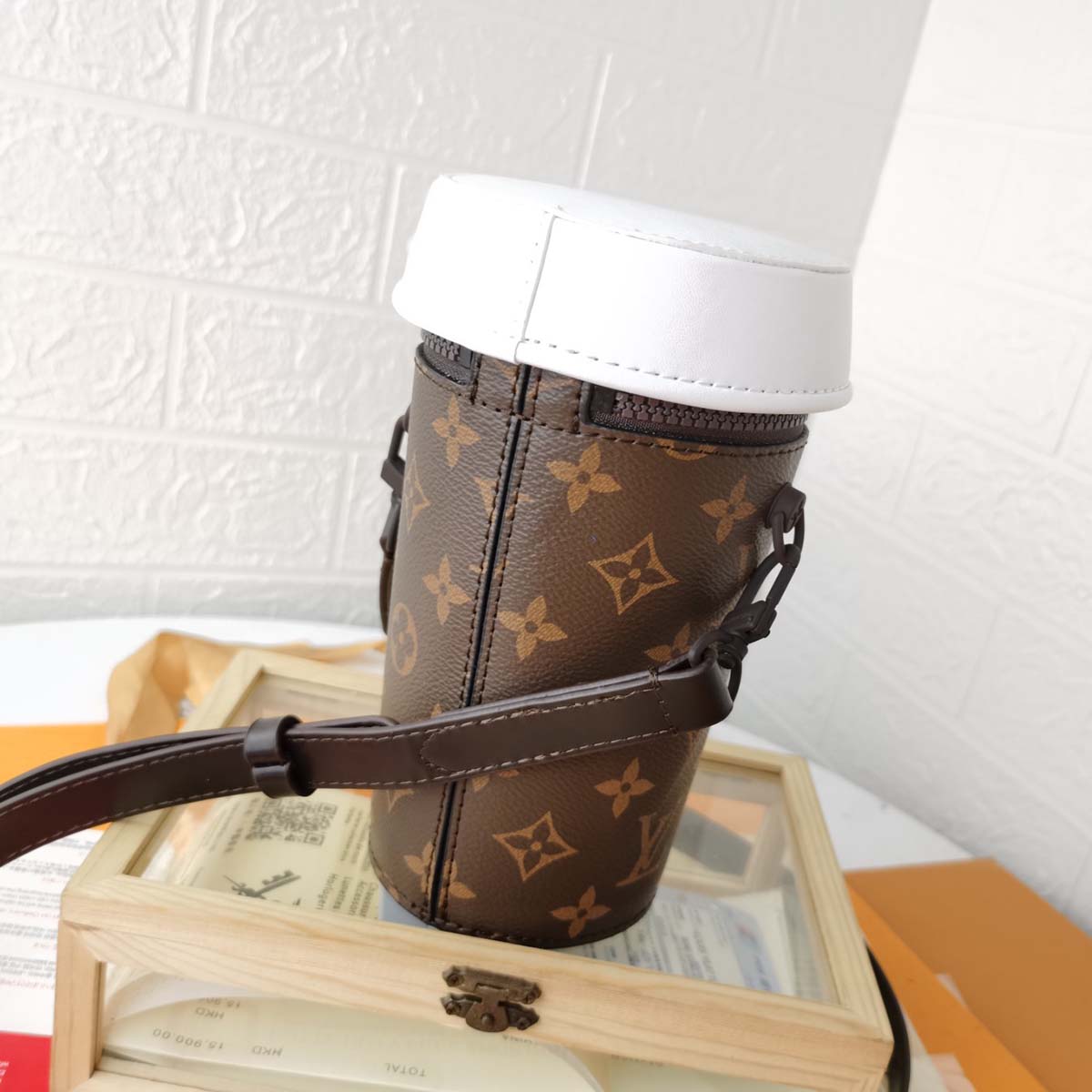 bolsa de taza de café Louis Vuitton-10