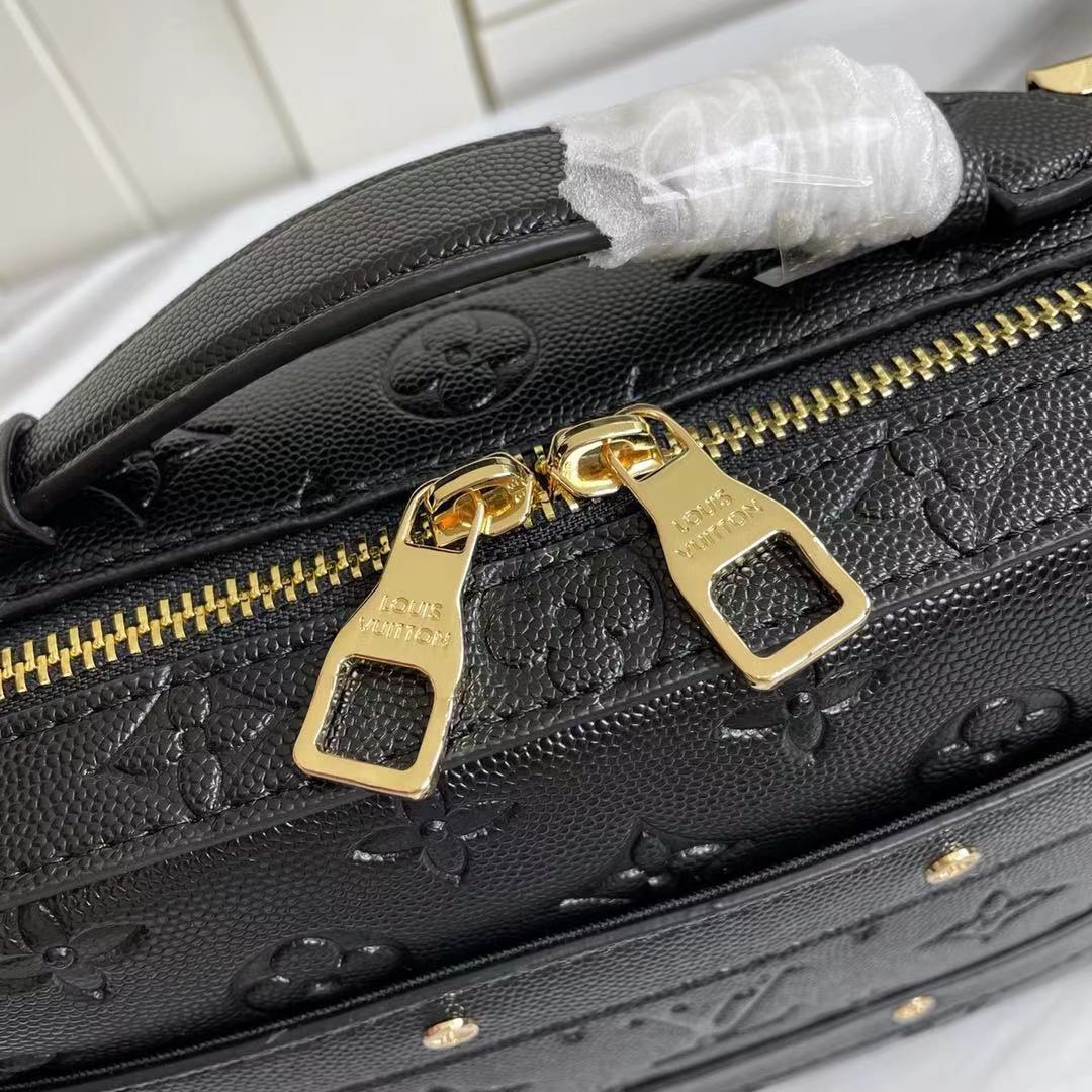 Louis Vuitton Collaboration Handle Trunk-4