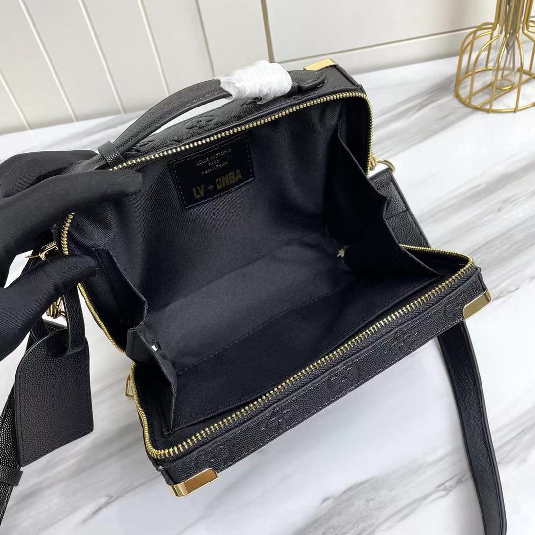 Louis Vuitton Collaboration Handle Trunk-5