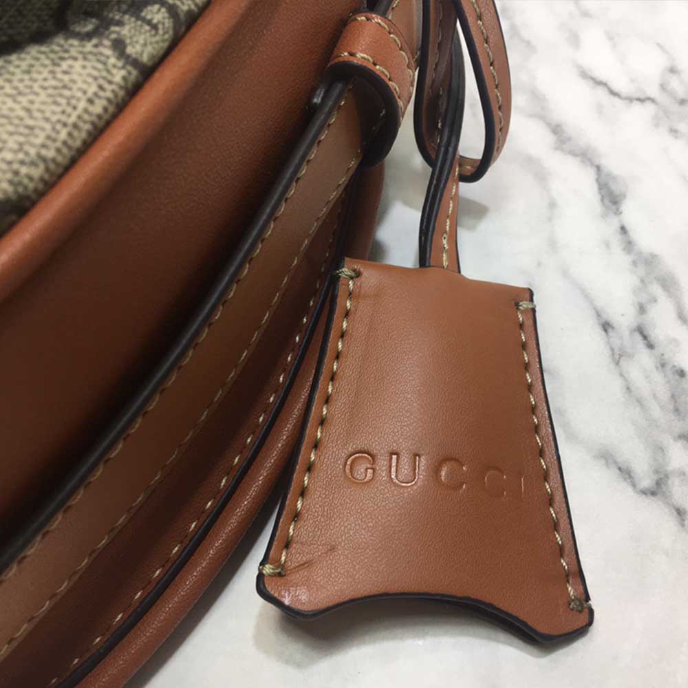 Bolso de hombro pequeño de Gucci 644524-3