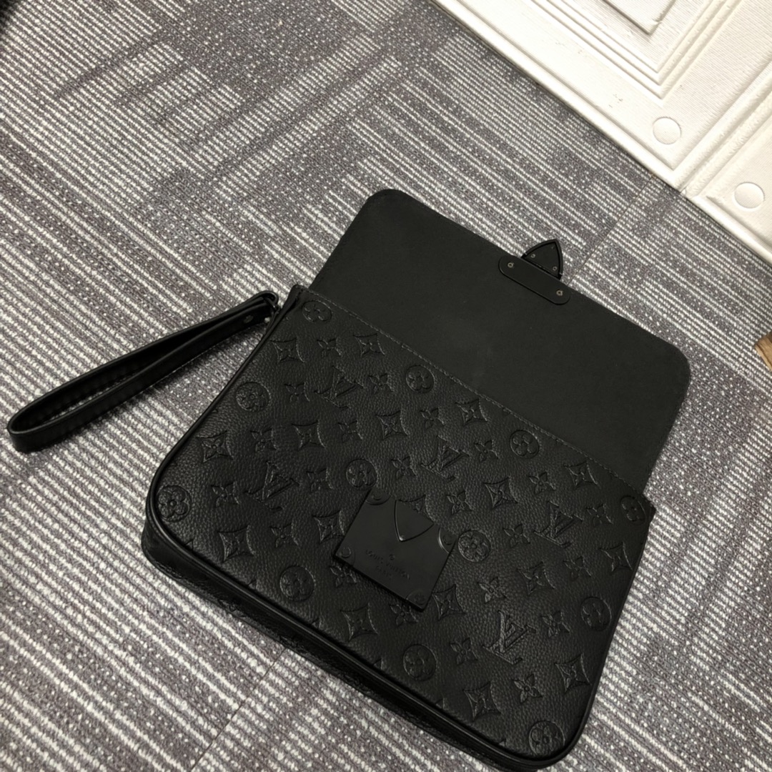 Louis Vuitton S Lock A4 Pouch M80560-5