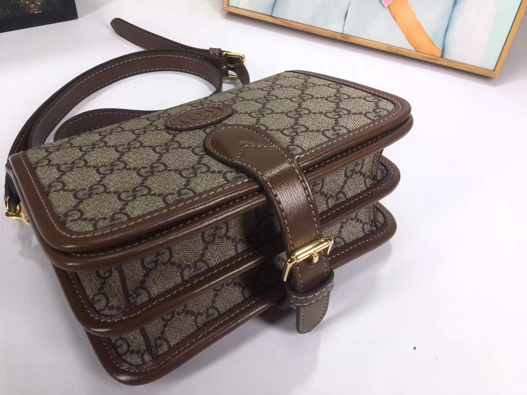 Gucci Mini Shoulder Bolse con entrelazamiento G-5