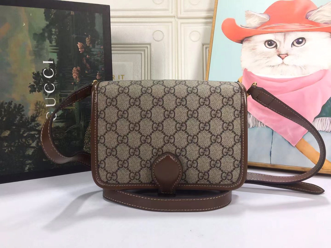 Gucci Mini Shoulder Bolse con entrelazamiento G-6
