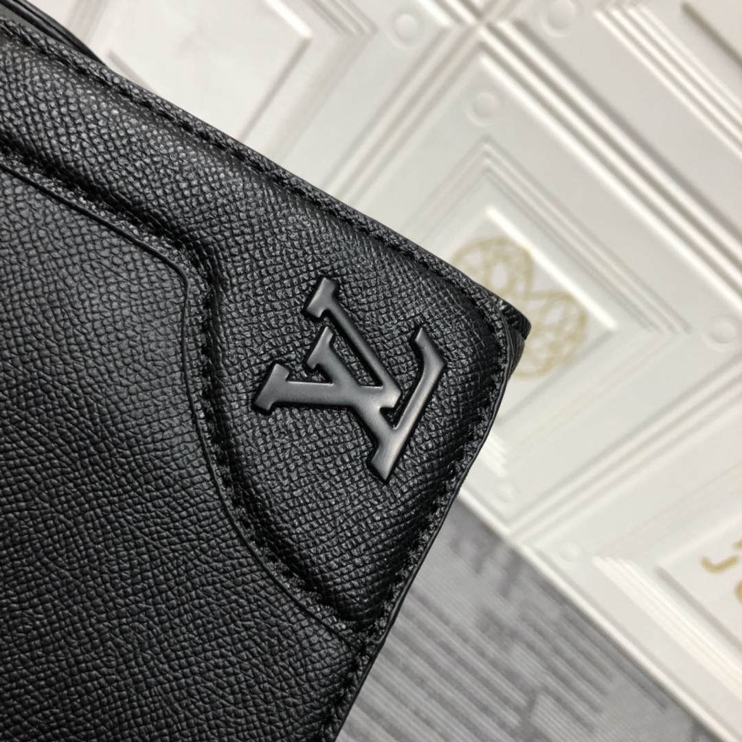 Louis Vuitton New Flap Messenger M30813-6