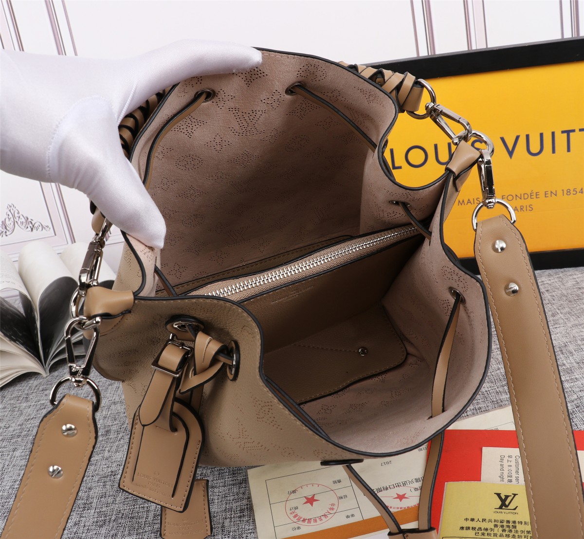 LOUIS VUITTON MURIA BACKET BACK- 5 COLORES-15