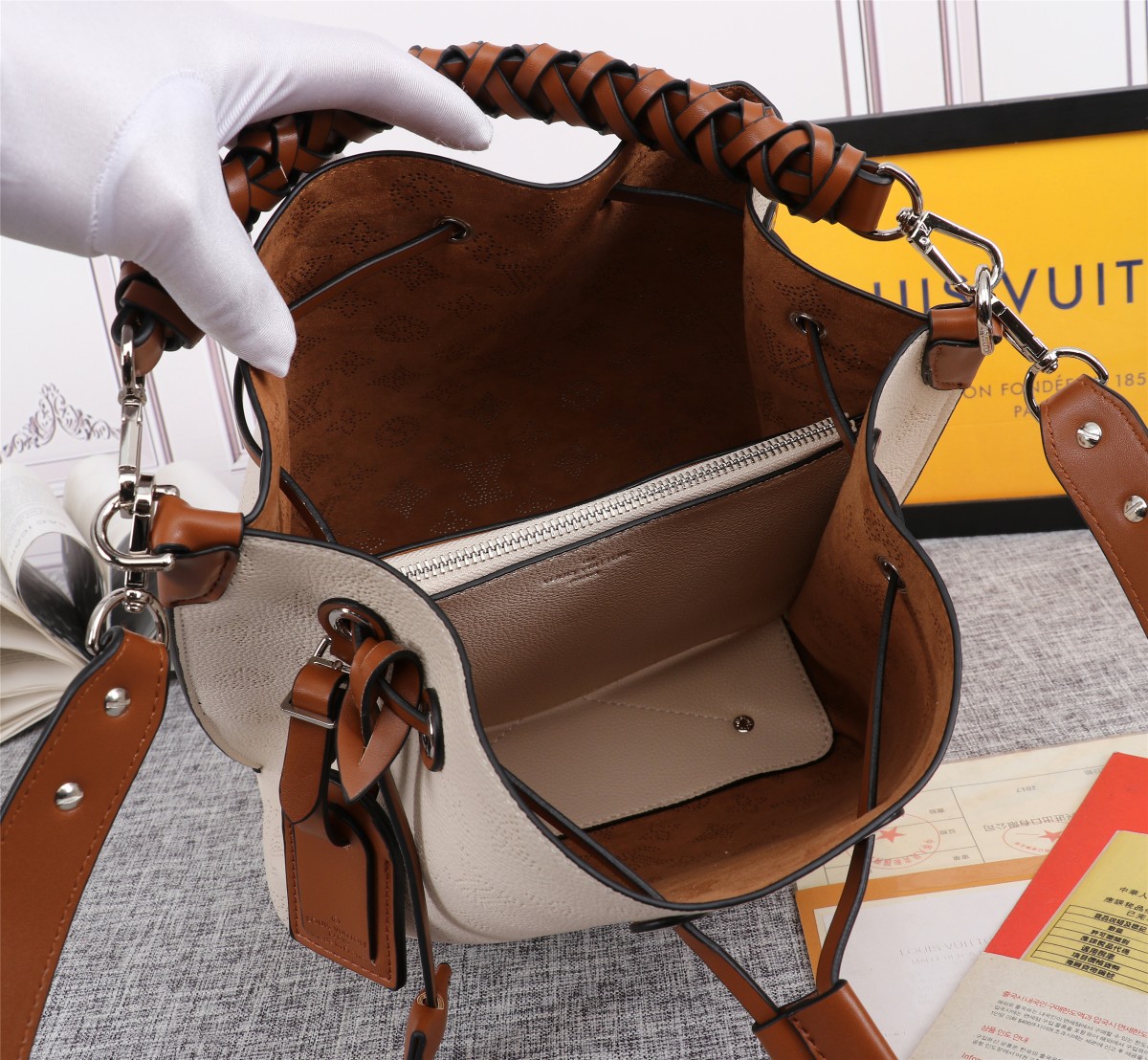 LOUIS VUITTON MURIA BACKET BACK- 5 COLORES-19