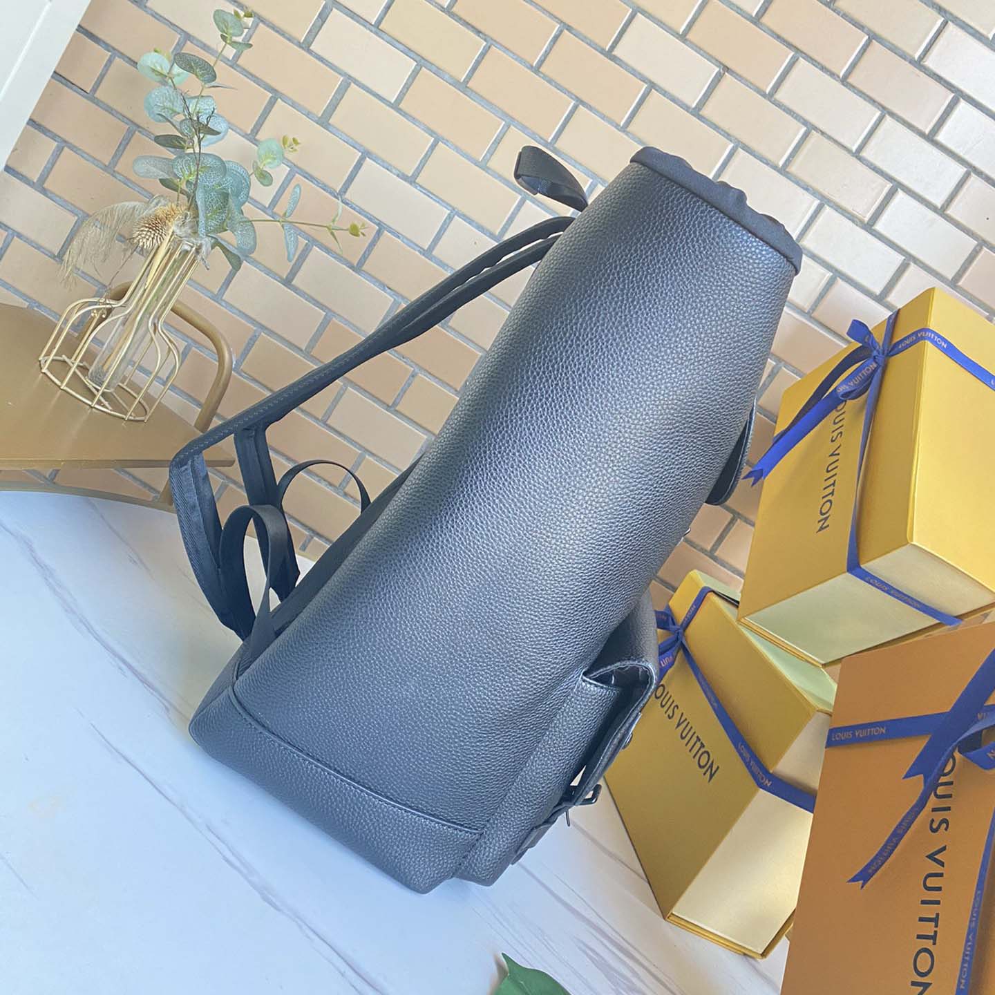 Louis Vuitton Christopher Slim Backpack-2