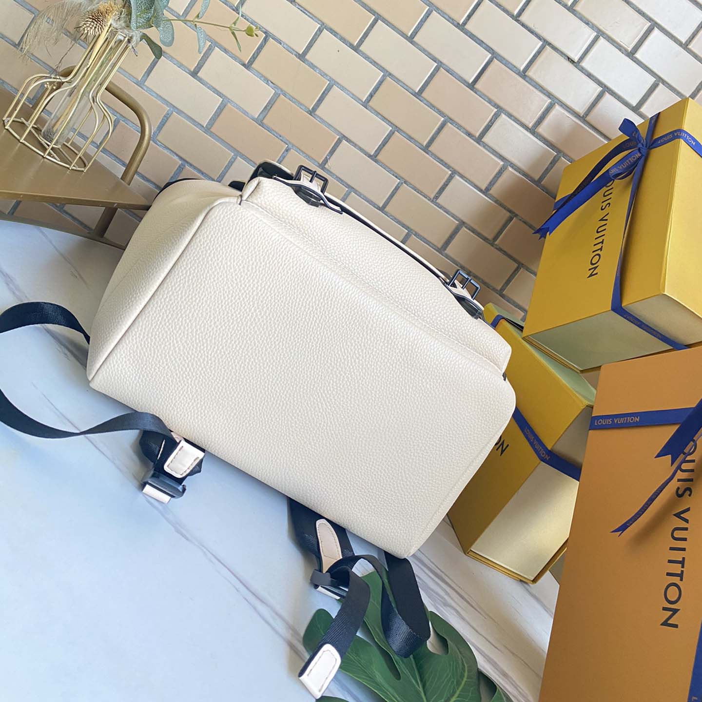 Louis Vuitton Christopher Slim Backpack-14