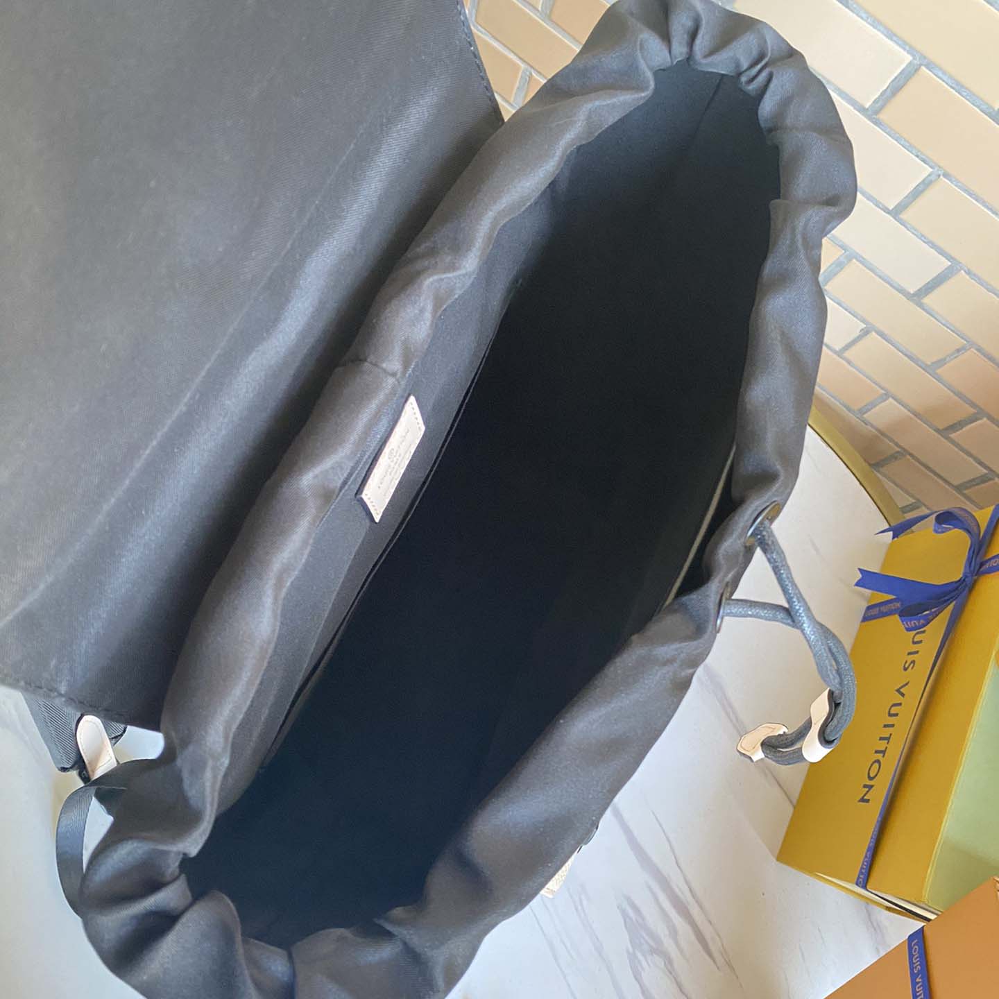 Louis Vuitton Christopher Slim Backpack-15